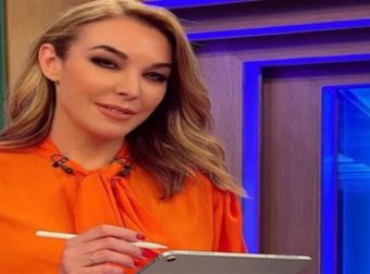 Τατιάνα Στεφανίδου: Σπάνιες φωτογραφίες από το πατρικό της σπίτι στα Σπάτα