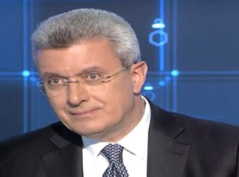 Στιγμές αγωνίας για τον Νίκο Χατζηνικολάου – Τα έμαθε νωρίς το πρωί