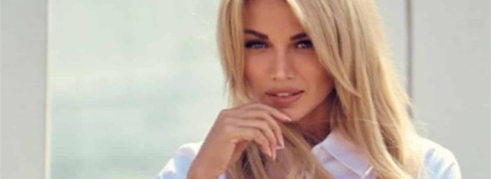 Κουράστηκε να κρύβεται – Η ολόσωμη φωτογραφία της Σπυροπούλου με μαγιό που λέει πολλά για την εγκυμοσύνη