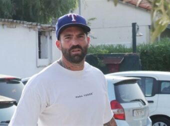 Δημήτρης Αλεξάνδρου: «Μου λείπει η στολή, τη φορούσα πολλά χρόνια, όταν ήμουν…» – Το μοντέλο μιλάει για το επάγγελμα που έκανε πριν γίνει διάσημος