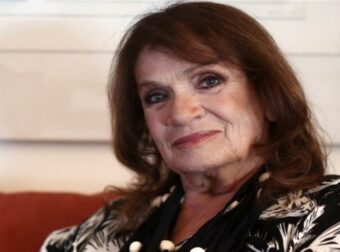 Δύσκολες ώρες για την Ελπίδα: Υπέστη έμφραγμα λίγες μέρες μετά τον θάνατο του συζύγου της – «Φοβήθηκα γιατί άκουγα τους γιατρούς να λένε…»