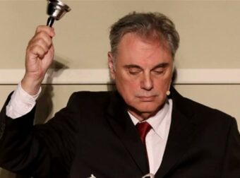 Επέστρεψε στο θέατρο ο Οδυσσέας Σταμούλης λίγο μετά τον θάνατο του 11χρονου γιου του – Φωτογραφίες