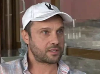 Μέμος Μπεγνής – «Η μονογαμία είναι παρά φύση»