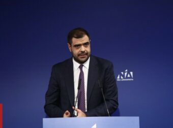 Μαρινάκης για ροζ σημαία: «Το προξενείο δεν είναι ιδιωτική γκαλερί»