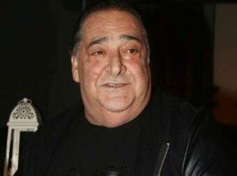 Βασίλης Καρράς: Η τραγική ιστορία πίσω από το τραγούδι “Δημήτρη χάνομαι” – Γιατί δεν το έλεγε ποτέ στις συναυλίες του;
