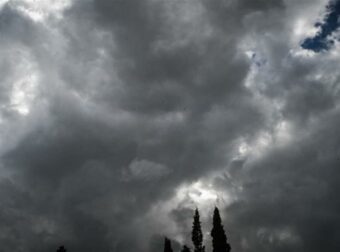 Έκτακτο δελτίο επιδείνωσης από ΕΜΥ: «Χαλάει» σταδιακά ο καιρός – Πού θα ρίξει ισχυρές βροχές, καταιγίδες και κεραυνούς