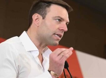 Στέφανος Κασσελάκης: «Δεν τιμά την Ελλάδα η στάση του Γεραπετρίτη» – Το «καρφί» για τη Νέα Αριστερά
