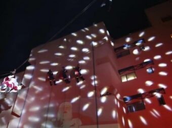Χαμόγελα για τους μικρούς ασθενείς: Ο Άγιος Βασίλης έφτασε στην Παιδιατρική Κλινική του Πανεπιστημιακού Νοσοκομείου Λάρισας