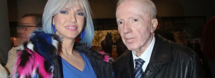 Κωνσταντίνος Πλεύρης: «Να πάρουν την εκκλησία και να ρωτήσουν εάν παντρεύτηκα» – Οι πρώτες δηλώσεις για την είδηση του γάμου του με την Σιακαβάρα