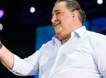 Βασίλης Καρράς: «Ο καρκίνος τον έλιωσε! Είχε κάνει πολλές μεταστάσεις! Το γνωρίζαμε όλοι»