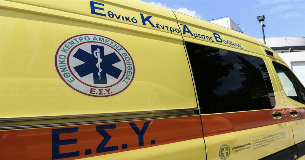 Θρίλερ με τον ξαφνικό θάνατο 15χρονου στη Λάρισα: «Ήταν πεσμένος μπρούμυτα, έβγαζε αφρούς» – Τι λέει η 5η ΥΠΕ για το ασθενοφόρο