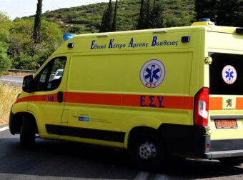 Ξέσπασε ο πατέρας του 15χρονου που πέθανε ξαφνικά στη Λάρισα: Άκουσα, δεν τον μετακίνησα και σήμερα τον έχω ντυμένο γαμπρό