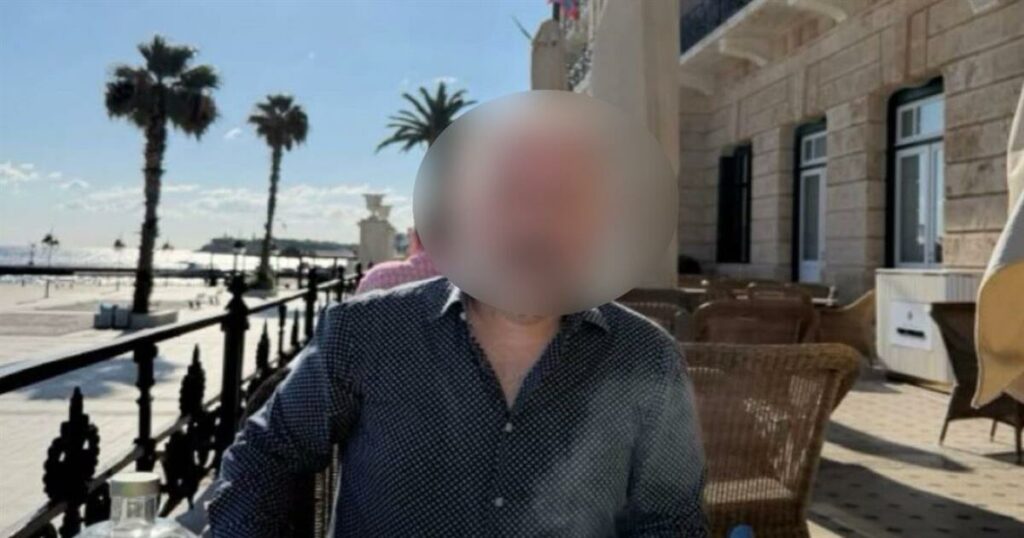 ΕΚΤΑΚΤΟ: Συνελήφθη 52χρονος γιατρός για ποpνογραφία ανηλίκων – Βρέθηκαν στην κατοχή του εκατοντάδες βίντεο (video)