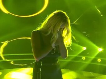 The Voice – Η Πάολα σπαράζει στο κλάμα για τον Γιώργο Μαζωνάκη ζωντανά: «Επιτρέψτε μου…» (video)